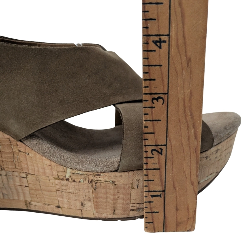 Clarks Women's Wedge Sandals 8 Tan Leather - Picture 9 of 14